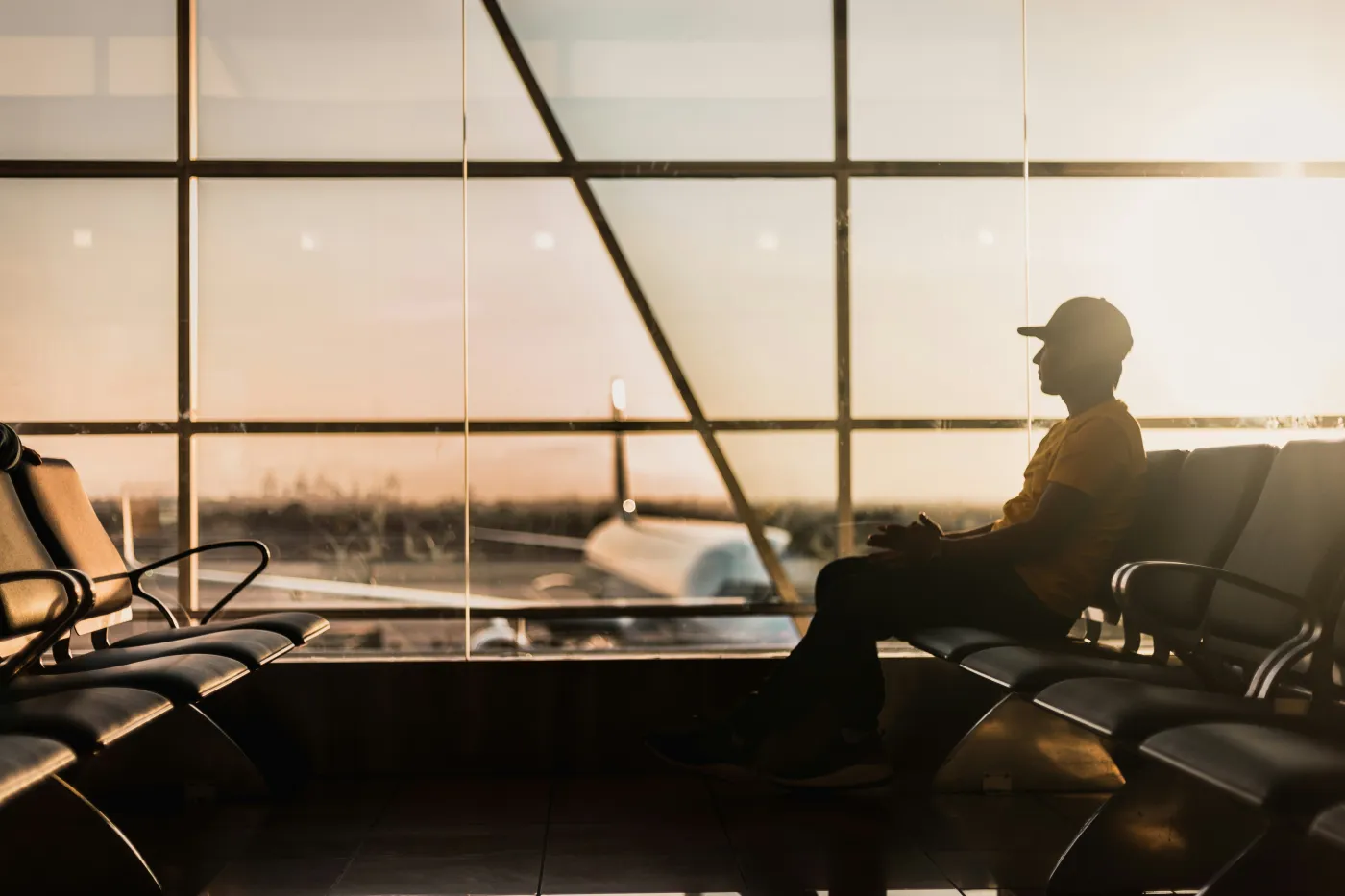airport waiting